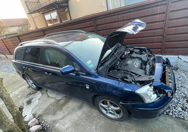Toyota Avensis cena 4500 przebieg: 270000, rok produkcji 2003 z Radom małe 56